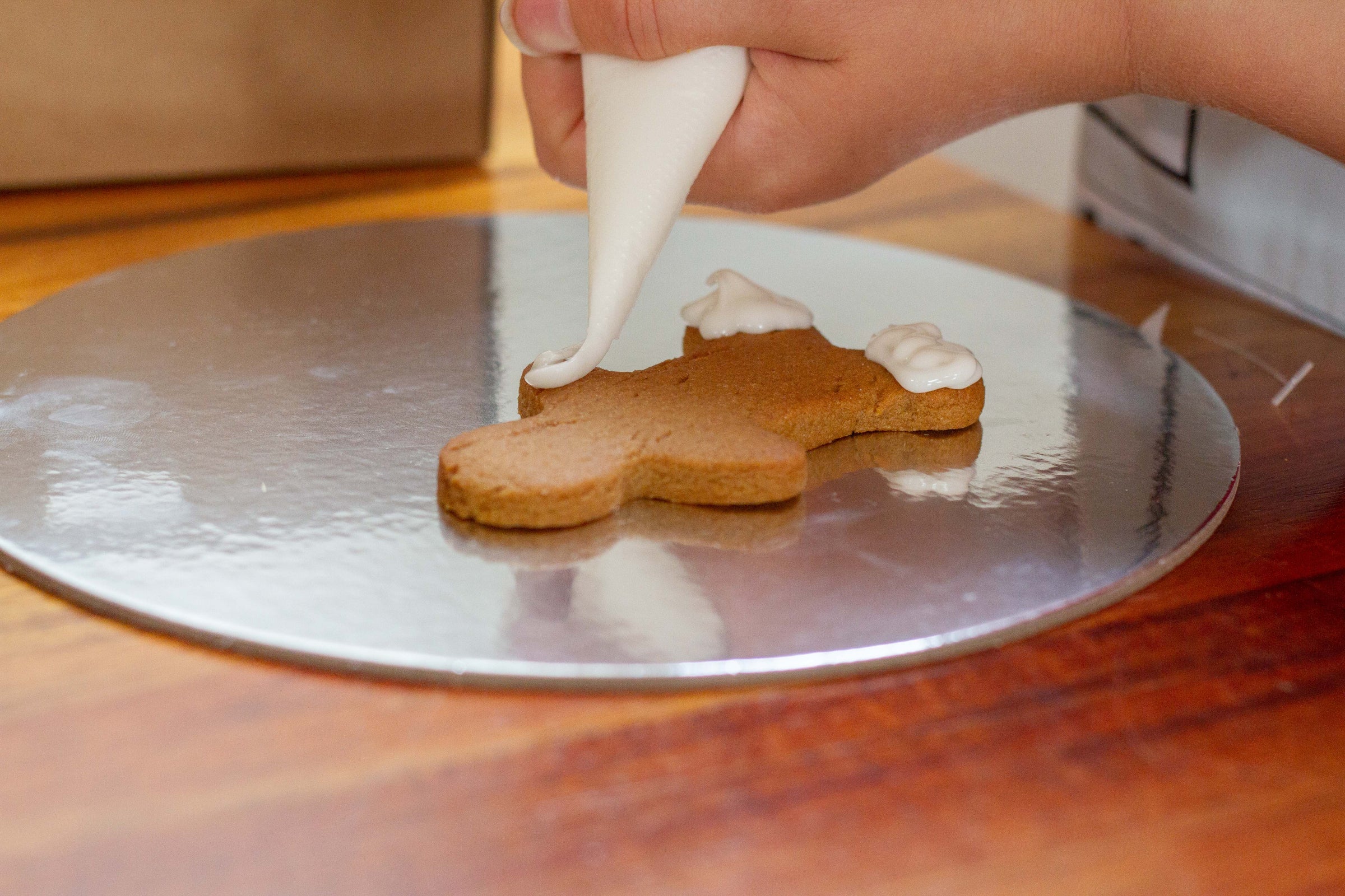 Little House of Joy I DIY Gingerbread Men | Little House of Joy